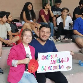 Compartiendo la historia del baloncesto de Ciudad Delgado